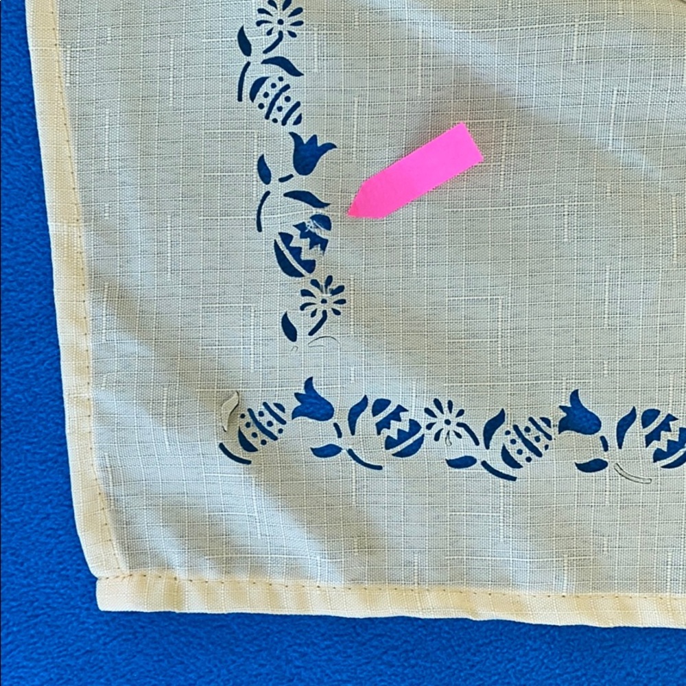 Tablecloth Spring Laser Like/Cut Design 58” x 81” - Picture 3 of 5